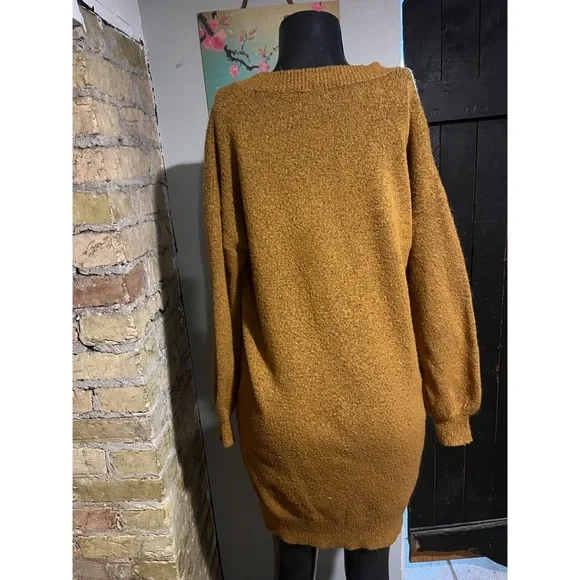 Dreamers by Debut Long Sleeve Bell Sleeve Sweater Dress - Picture 3 of 4